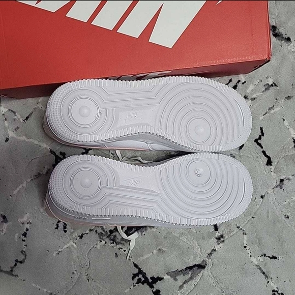 Size 11 W - Nike Air Force 1 Next Nature 2022 (Used) - Picture 5 of 6